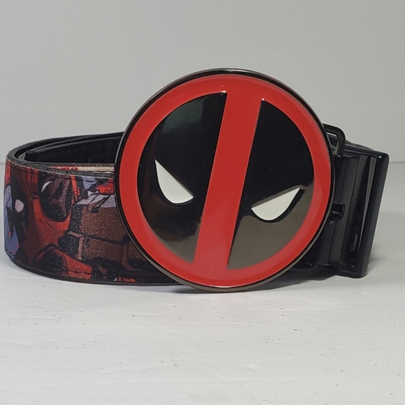 deadpool belt buckle